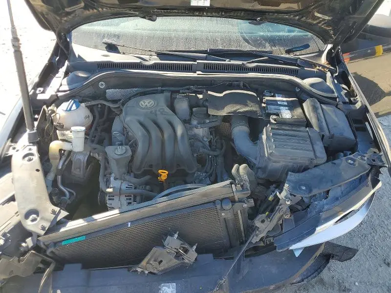 2011 VOLKSWAGEN JETTA BASE  