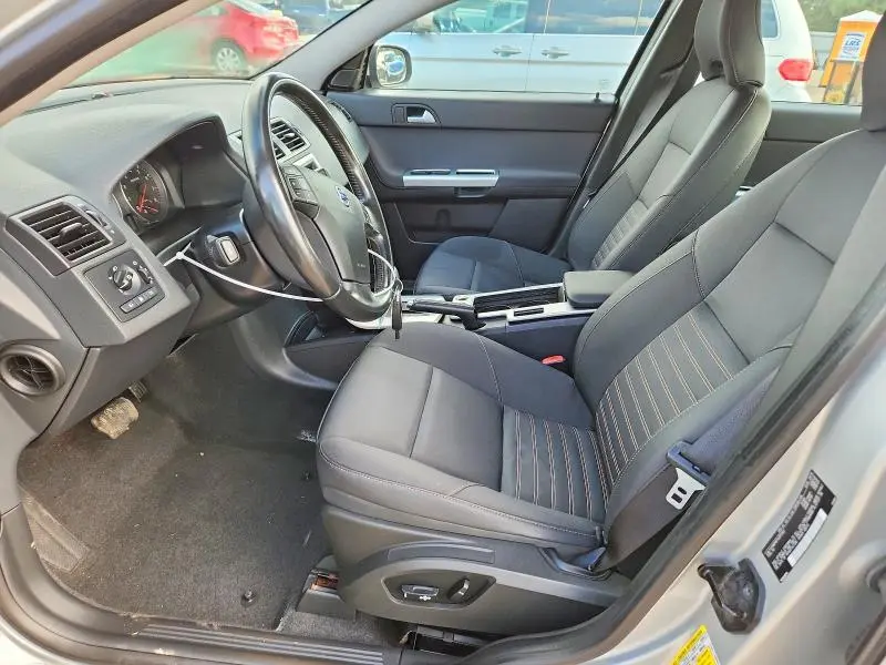 2010 VOLVO S40 2.4I  
