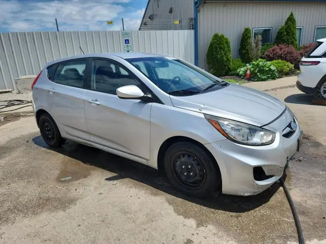 2012 HYUNDAI ACCENT GLS  