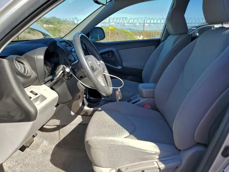 2010 TOYOTA RAV4 LIMITED  