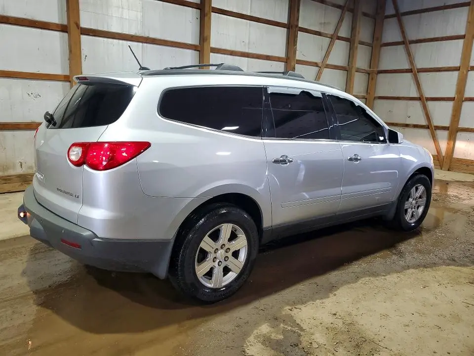 2012 CHEVROLET TRAVERSE LT  