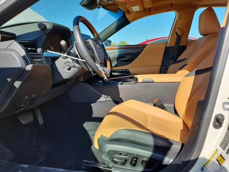 2025 LEXUS ES 350 LUXURY  