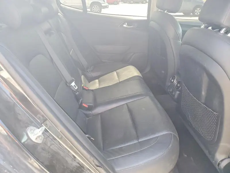 2019 KIA STINGER BASE  