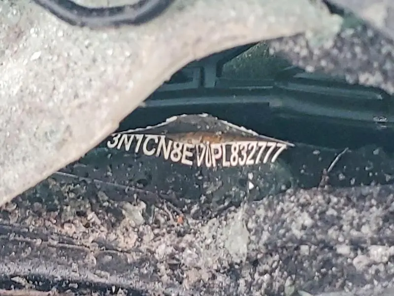 2023 NISSAN VERSA SV  