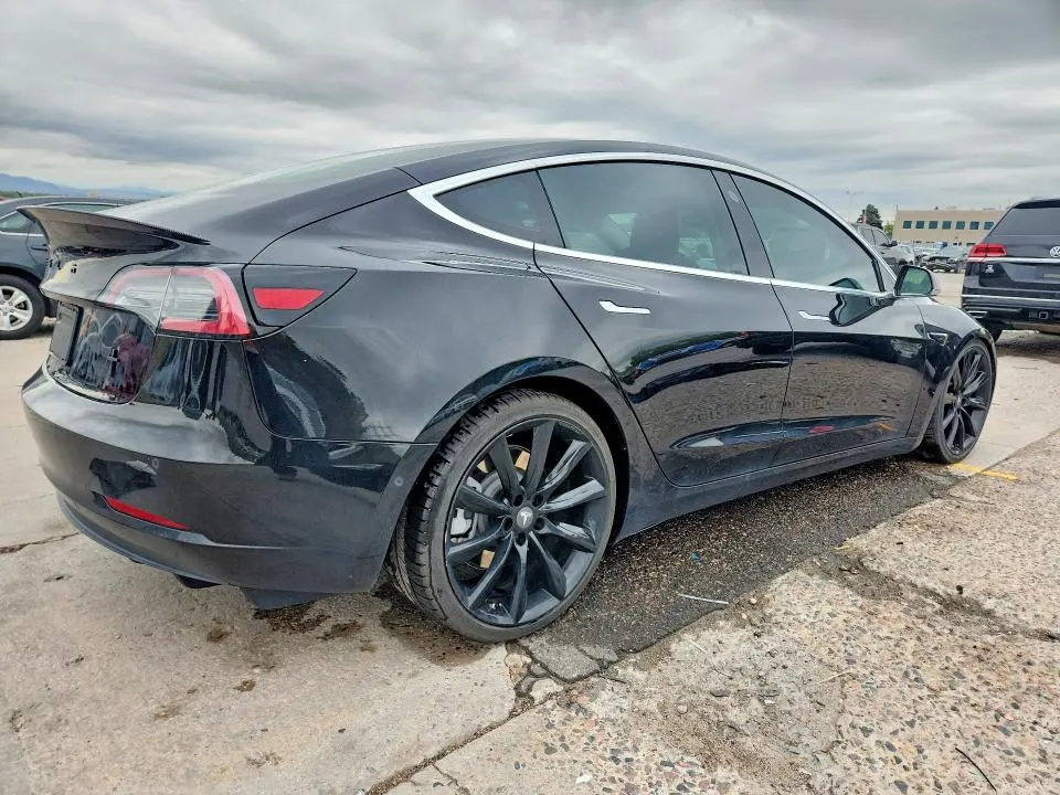 2019 TESLA MODEL 3   