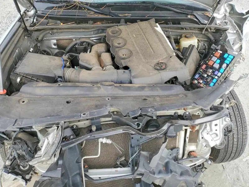 2014 TOYOTA 4RUNNER SR5  