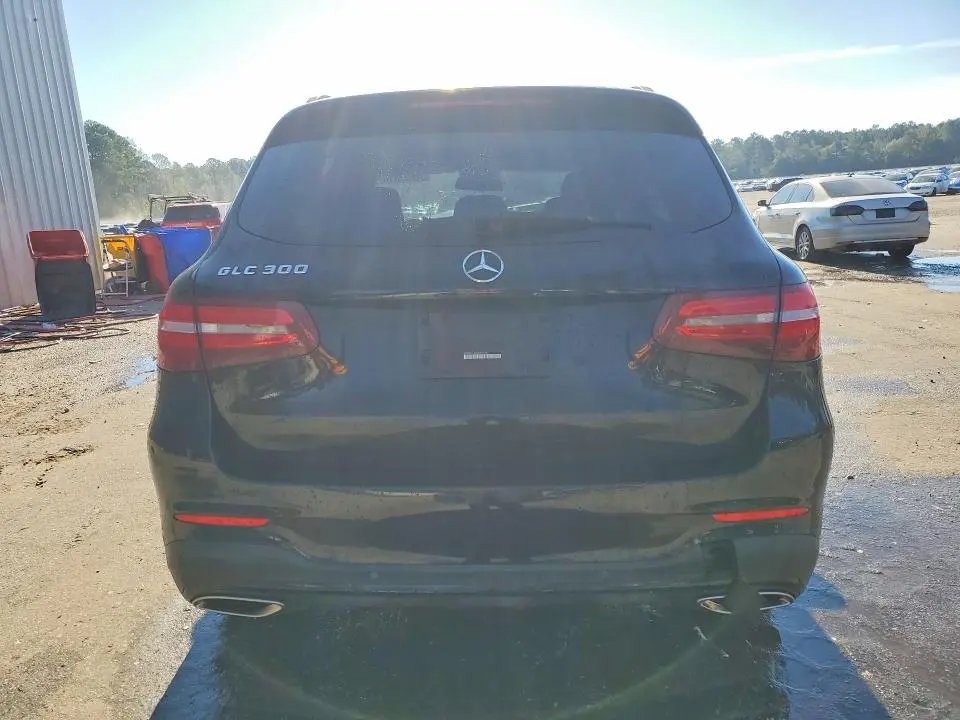2016 MERCEDES-BENZ GLC 300  