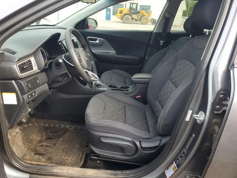 2017 KIA NIRO LX  