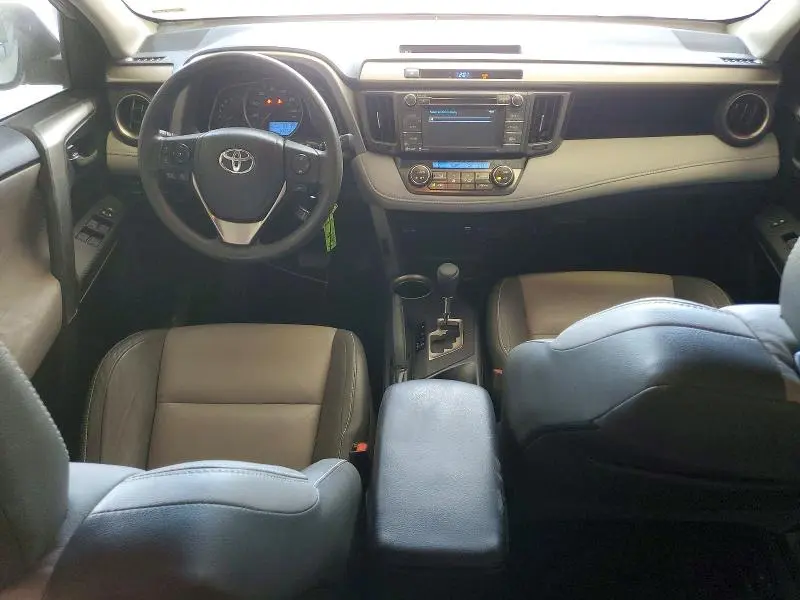 2014 TOYOTA RAV4 XLE  