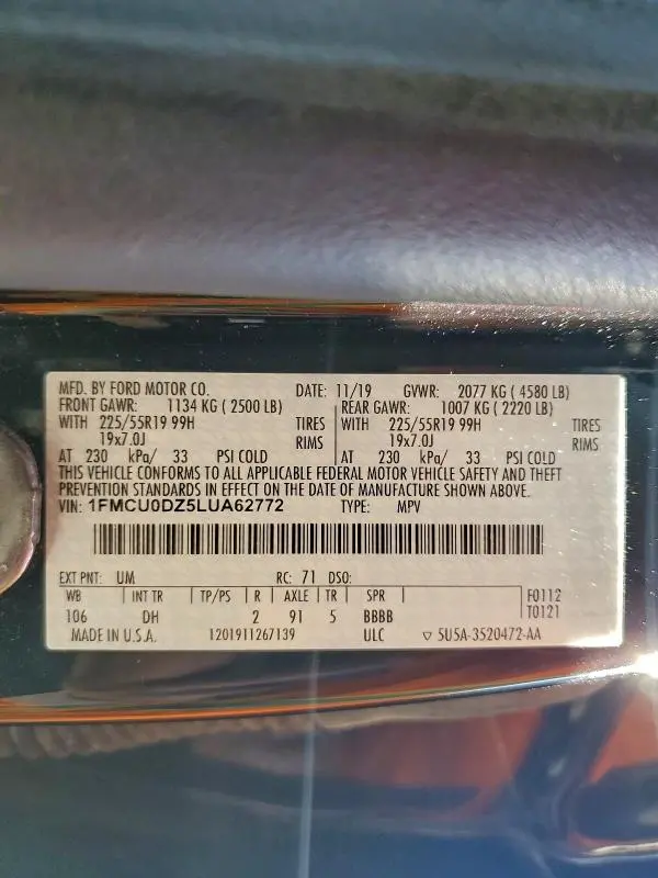 2020 FORD ESCAPE TITANIUM  