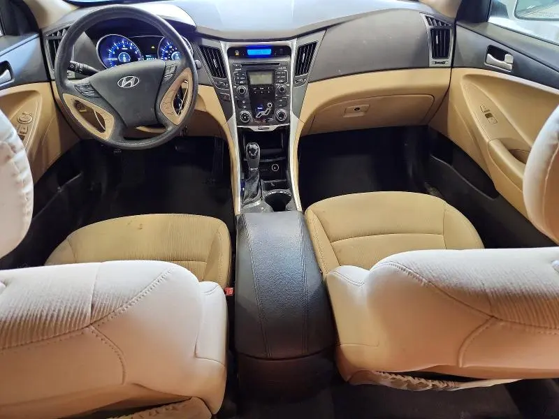 2011 HYUNDAI SONATA GLS  