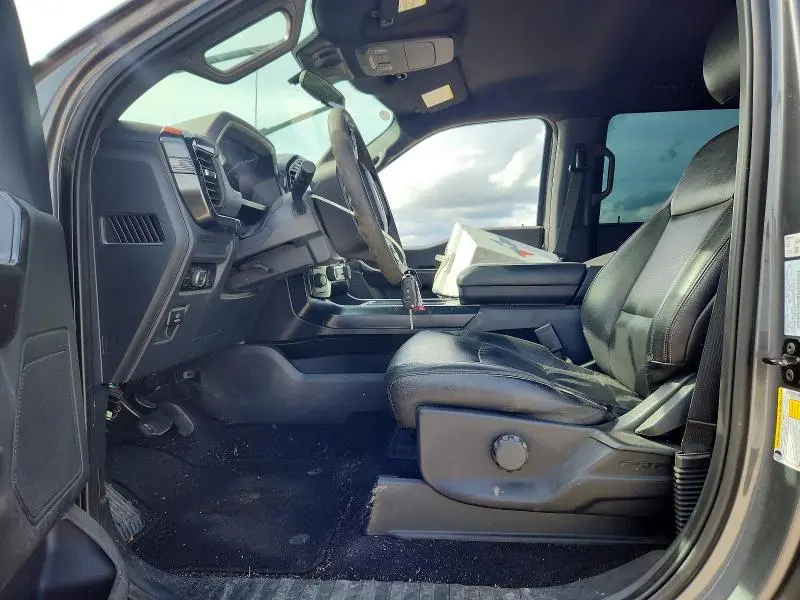 2024 FORD F150 STX  