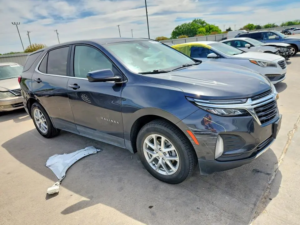 2022 CHEVROLET EQUINOX LT  