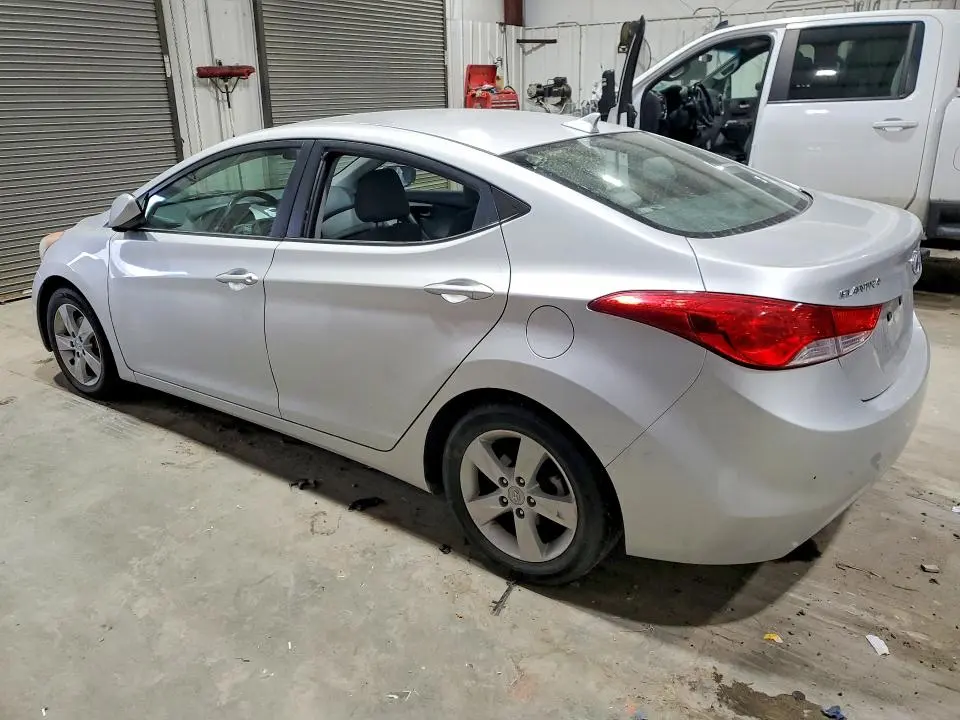 2011 HYUNDAI ELANTRA GLS  