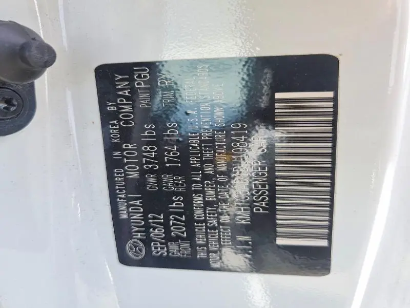 2013 HYUNDAI VELOSTER BASE  