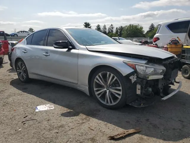 2018 INFINITI Q50 LUXE