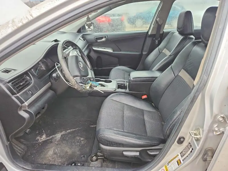 2014 TOYOTA CAMRY SE  