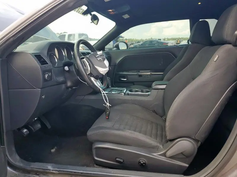 2014 DODGE CHALLENGER SXT  