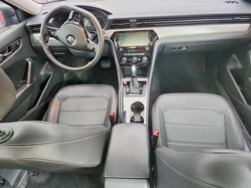 2021 VOLKSWAGEN PASSAT SE  