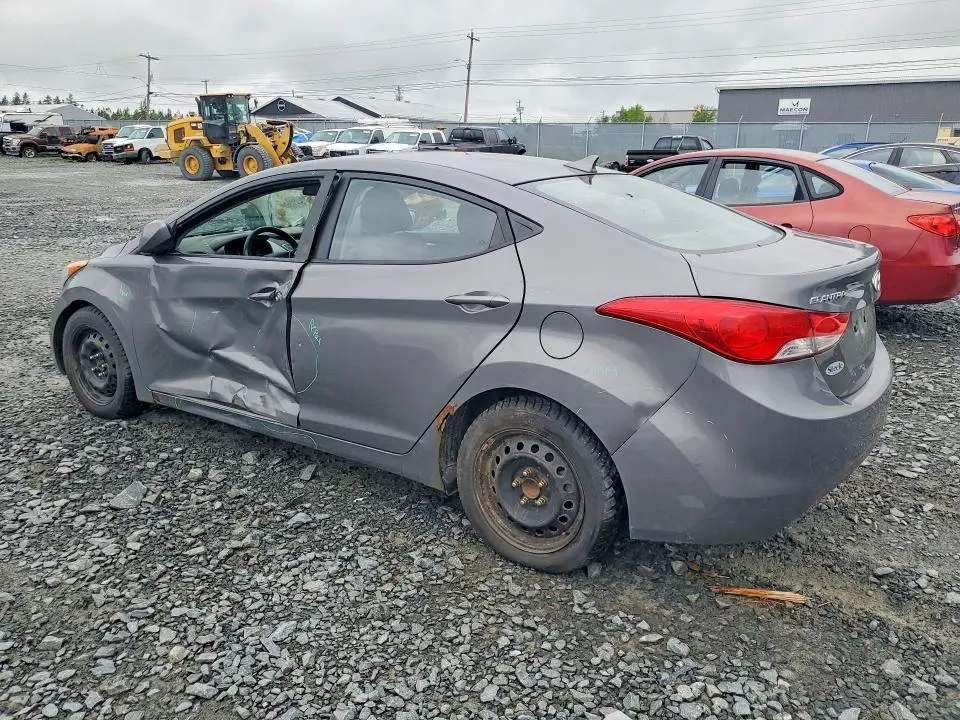 2013 HYUNDAI ELANTRA GLS  