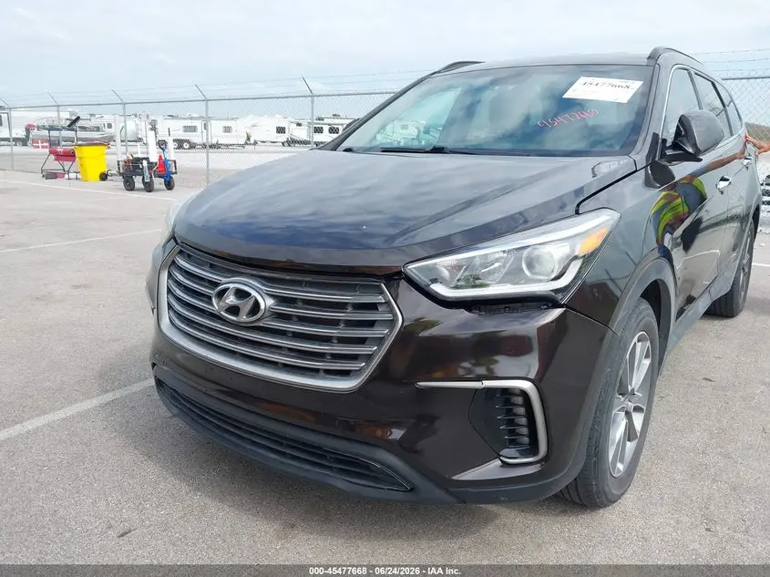 2017 HYUNDAI SANTA FE SE