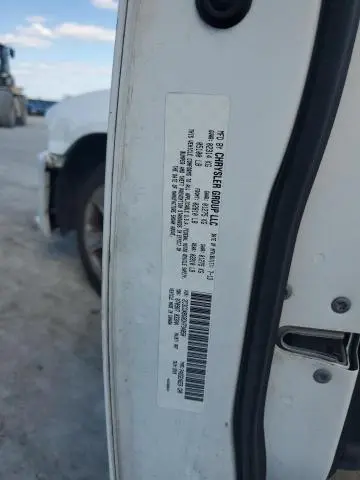 2013 DODGE CHARGER SE