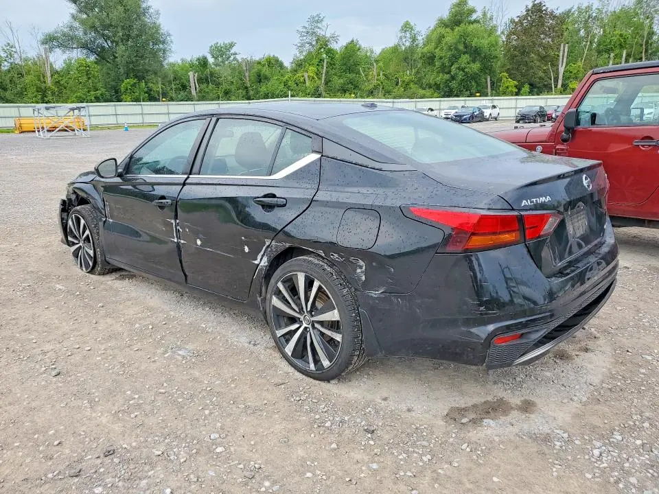 2019 NISSAN ALTIMA SR  