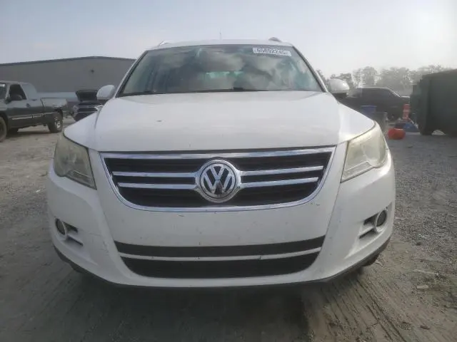 2011 VOLKSWAGEN TIGUAN S  