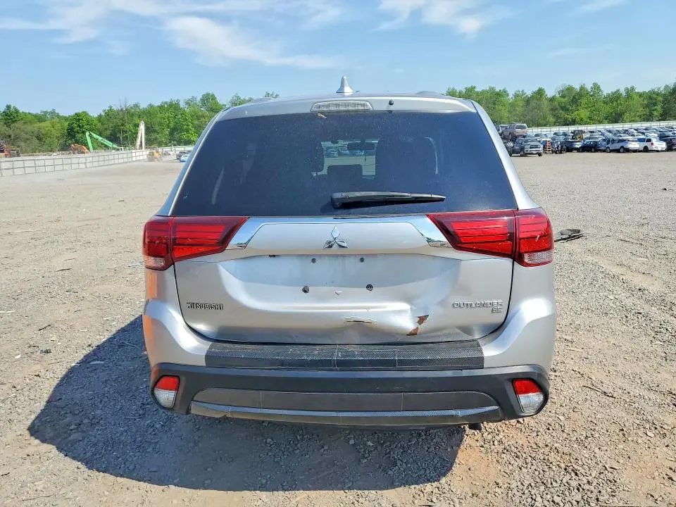 2019 MITSUBISHI OUTLANDER SE  