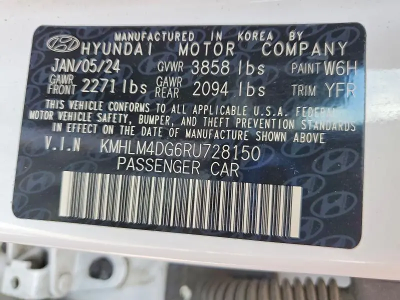 2024 HYUNDAI ELANTRA SEL  