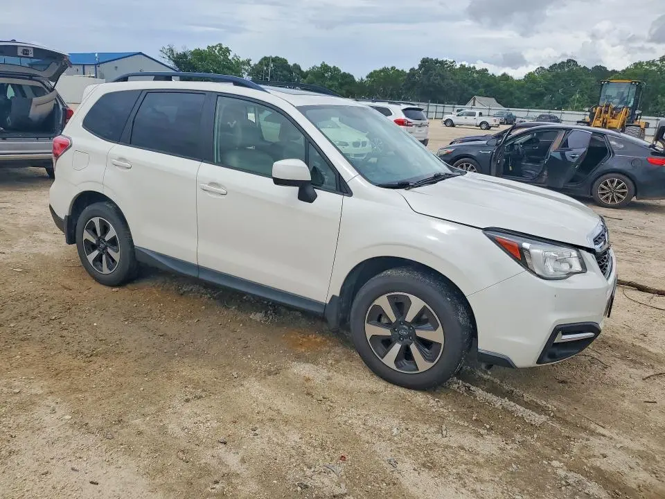 2017 SUBARU FORESTER 2.5I PREMIUM  