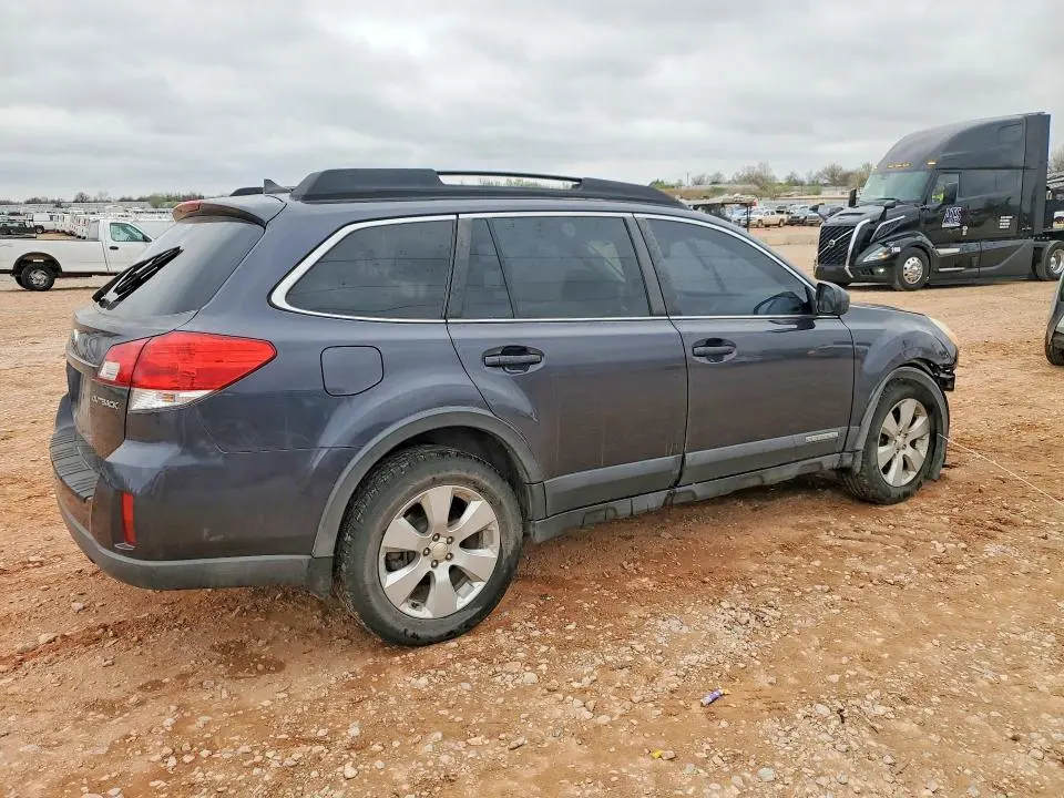 2011 SUBARU OUTBACK 2.5I LIMITED  