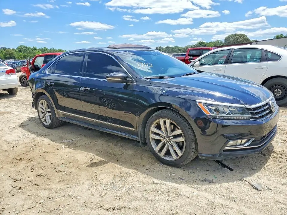 2017 VOLKSWAGEN PASSAT SEL PREMIUM  