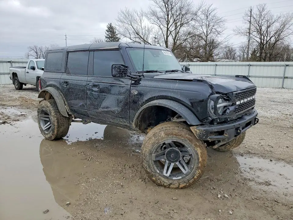 2022 FORD BRONCO BASE  