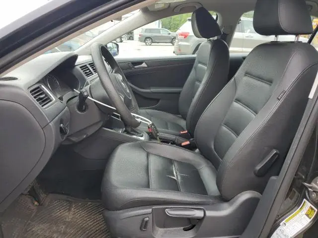 2014 VOLKSWAGEN JETTA SE  
