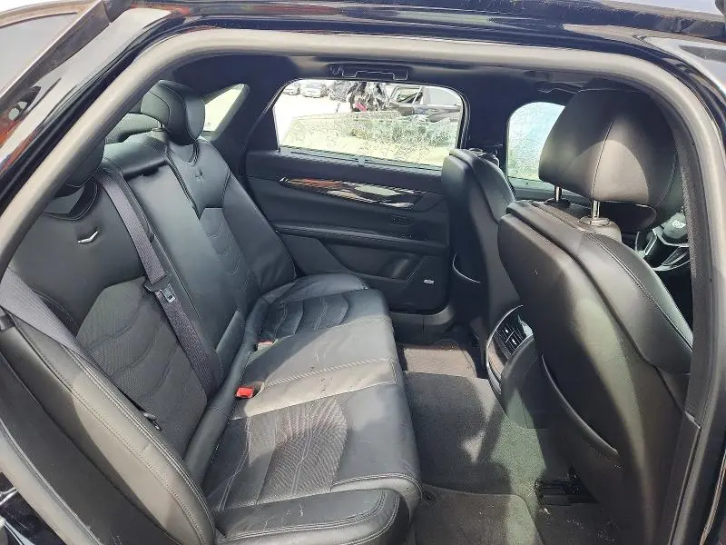 2016 CADILLAC CT6 LUXURY  