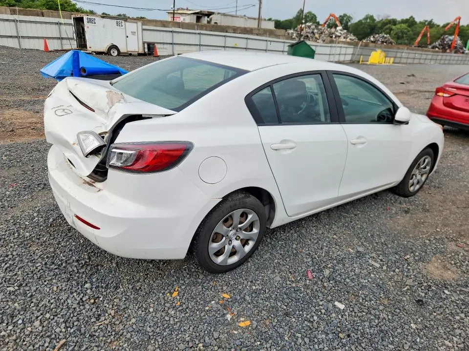 2013 MAZDA 3 I  