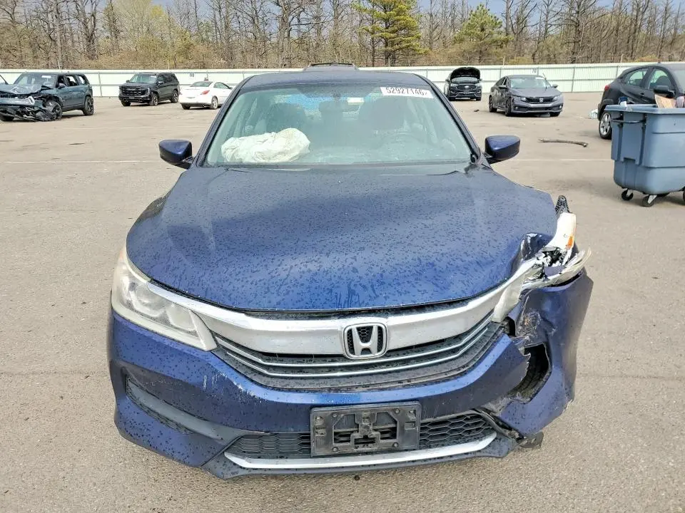 2017 HONDA ACCORD LX  