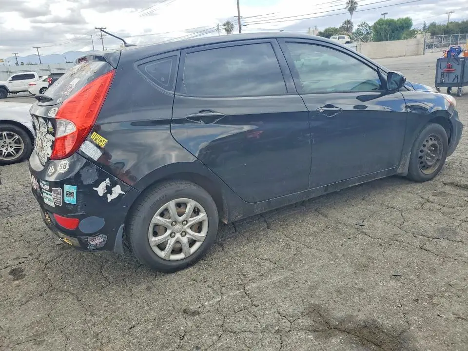 2013 HYUNDAI ACCENT GS  