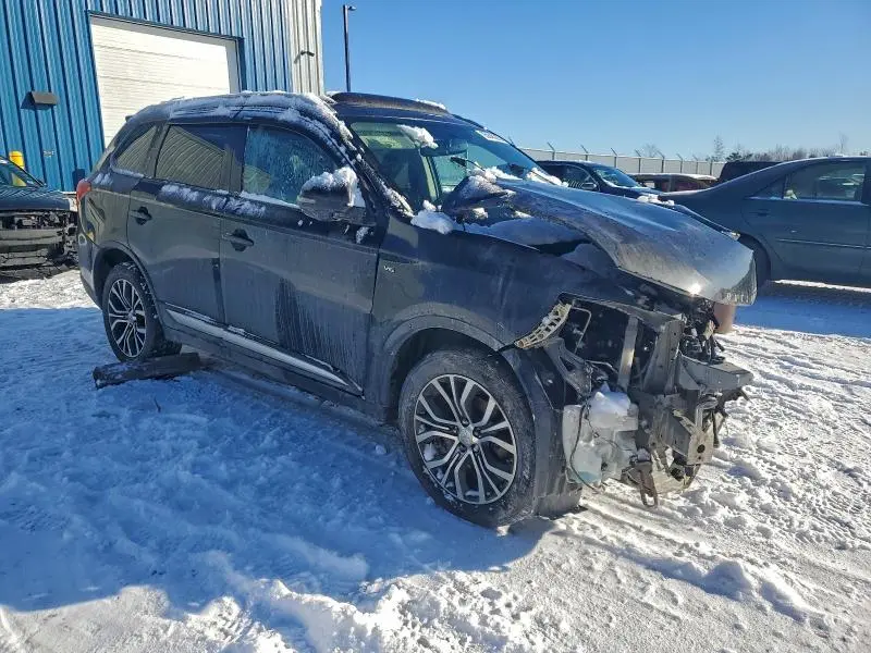 2017 MITSUBISHI OUTLANDER SE  