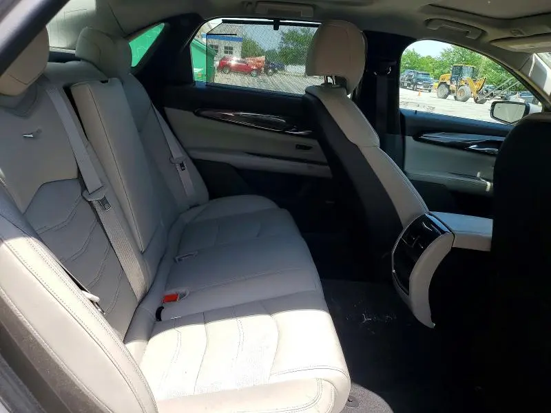 2017 CADILLAC CT6 LUXURY  