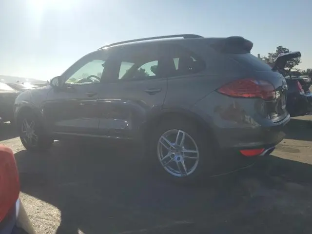 2014 PORSCHE CAYENNE