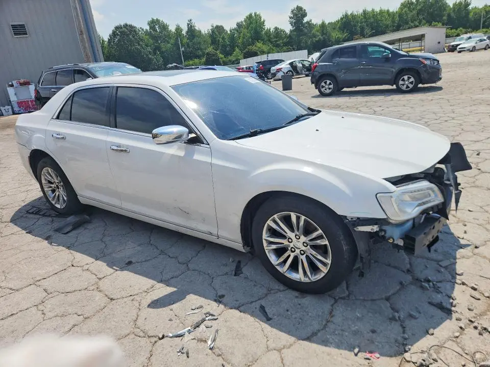 2017 CHRYSLER 300C   