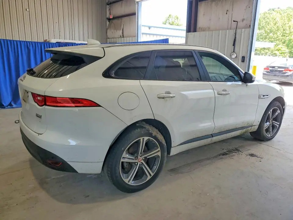2018 JAGUAR F-PACE R - SPORT  
