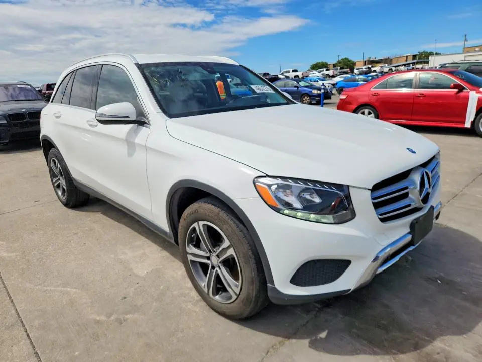 2017 MERCEDES-BENZ GLC 300 4MATIC  