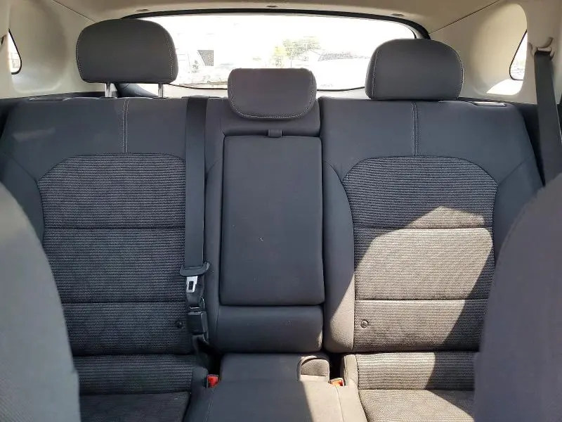 2017 KIA NIRO LX  