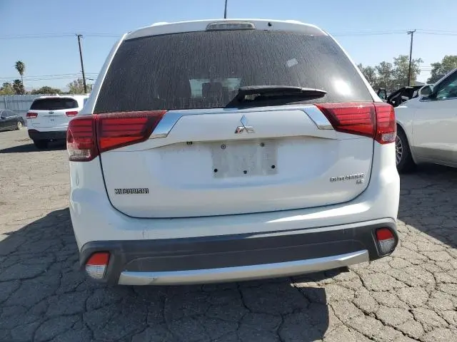 2016 MITSUBISHI OUTLANDER SE