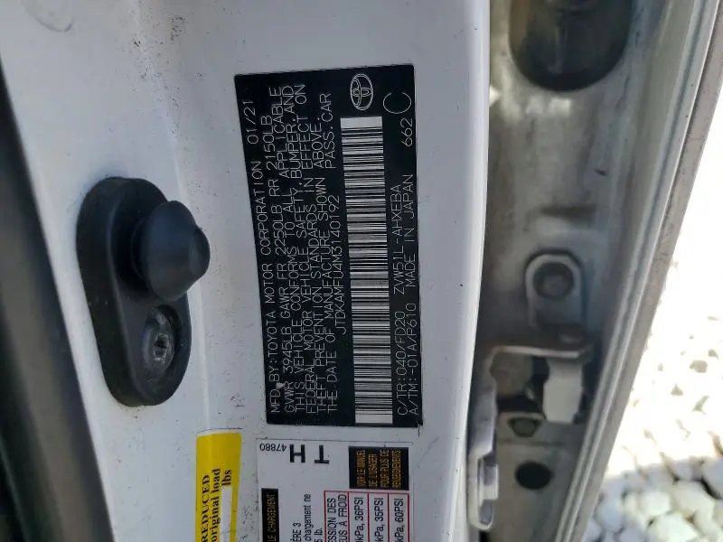 2021 TOYOTA PRIUS LE  