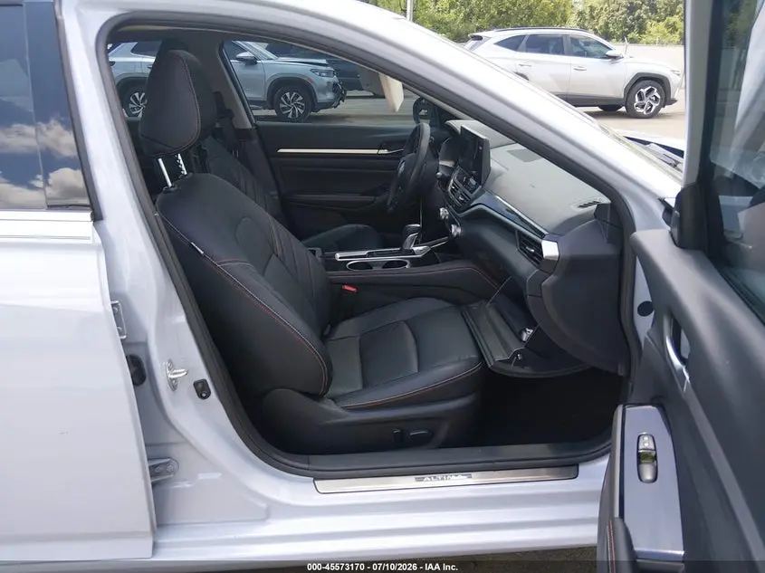 2025 NISSAN ALTIMA SR FWD