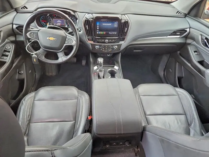 2021 CHEVROLET TRAVERSE LT  